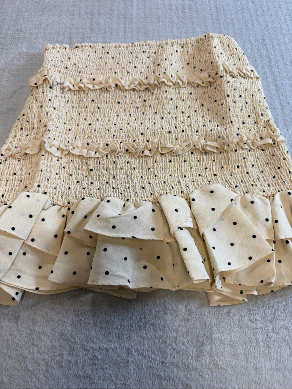Love Tree Cream Polka Dot Smocked Ruffle Mini Skirt Size L Coquette